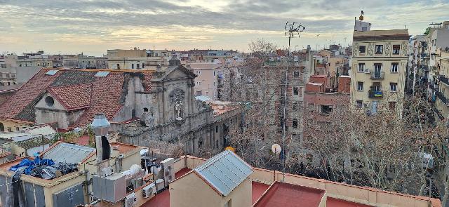 Imagen 1 Inmueble 299651 - Planta Baja en venta en Barcelona / Junto a Passeig Joan de Borbó