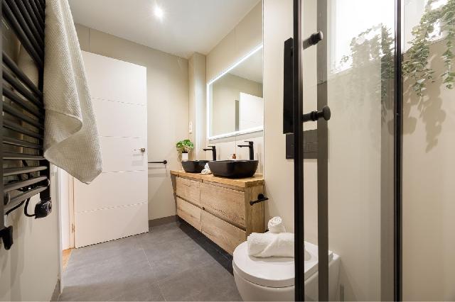 Imagen 7 Inmueble 303055 - Piso en venta en Barcelona / Próximo al Cuartel del Bruc