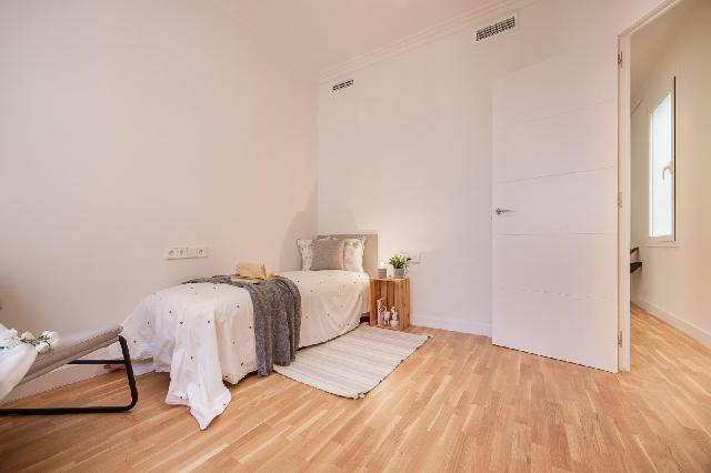 Imagen 21 Inmueble 303055 - Piso en venta en Barcelona / Próximo al Cuartel del Bruc