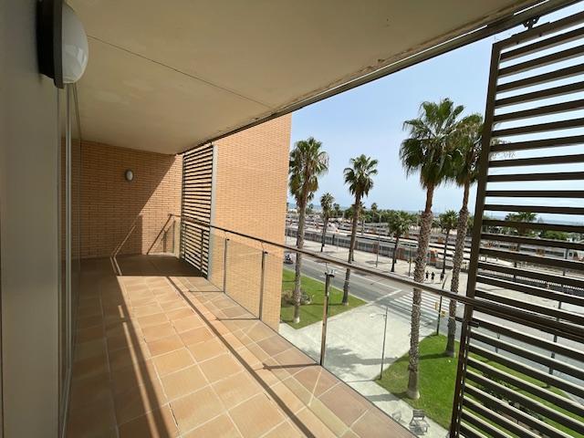 Imagen 1 Piso en alquiler en Mataró / Junto a la estación