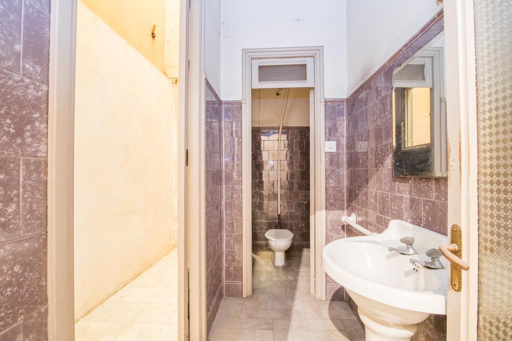 Imagen 10 Planta Baja en venta en Sabadell / Centro. A 1 minuto de l´Ajuntament de Sabadell