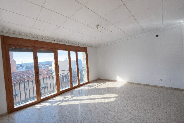 Imagen 1 Inmueble 278840 - Piso en venta en Sabadell / Junto plaza de la Creu de Barbera