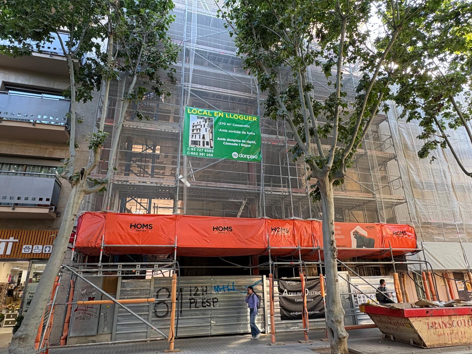 Imagen 5 Local Comercial en alquiler en Sabadell / Obra nueva. Local con salida de humos en Via Massagué