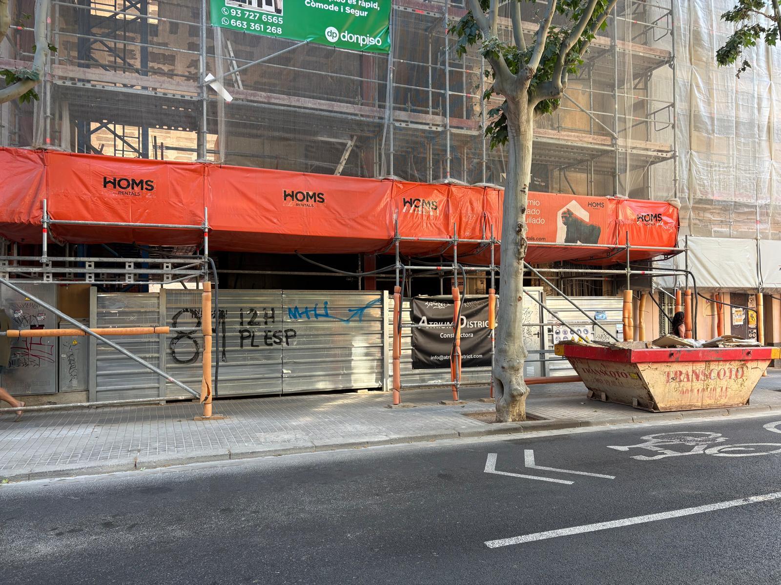 Imagen 6 Local Comercial en alquiler en Sabadell / Obra nueva. Local con salida de humos en Via Massagué