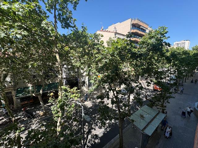 Imagen 1 Inmueble 287126 - Piso en venta en Sabadell / Avenida Barbera