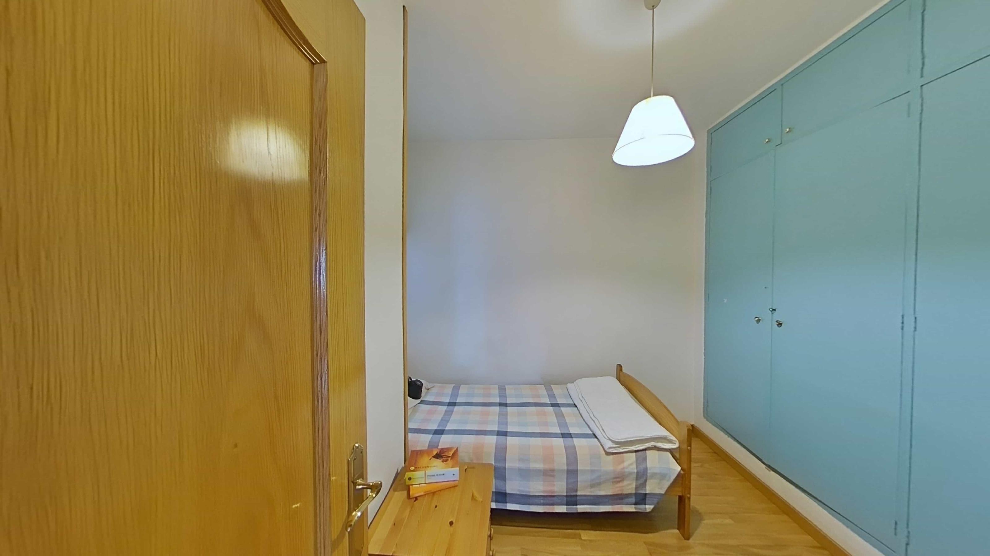 Imagen 19 Piso en venta en Sabadell / Junto a Rambla.