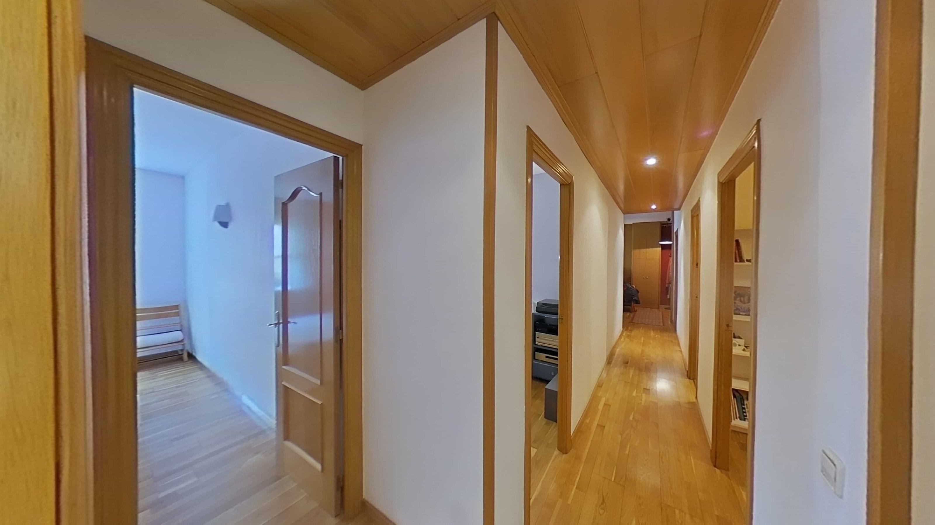 Imagen 25 Piso en venta en Sabadell / Junto a Rambla.