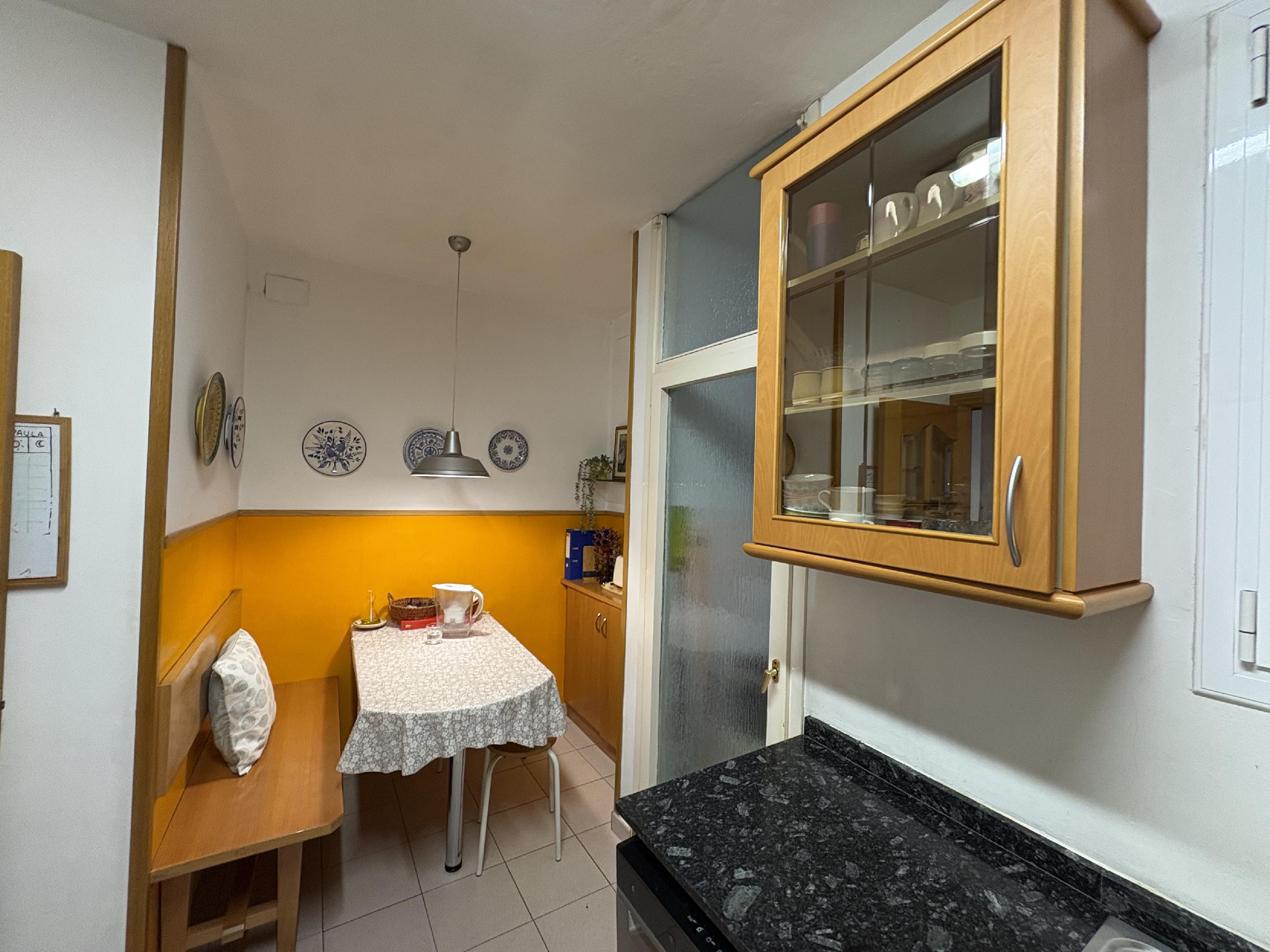 Imagen 11 Piso en venta en Sabadell / Junto a Rambla.