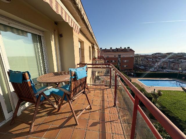 Imagen 1 Inmueble 292162 - Dúplex en venta en Parets Del Vallès / Dúplex con terraza a un paso del Parc de Cal Jardiner
