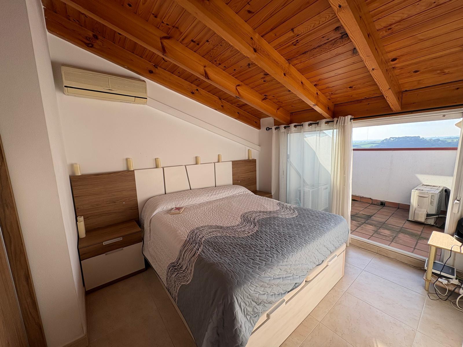 Imagen 4 Dúplex en venta en Parets Del Vallès / Dúplex con terraza a un paso del Parc de Cal Jardiner