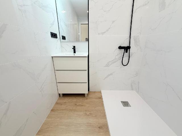 Imagen 8 Inmueble 296774 - Piso en venta en Sabadell / Junto al Passeig Almogavars