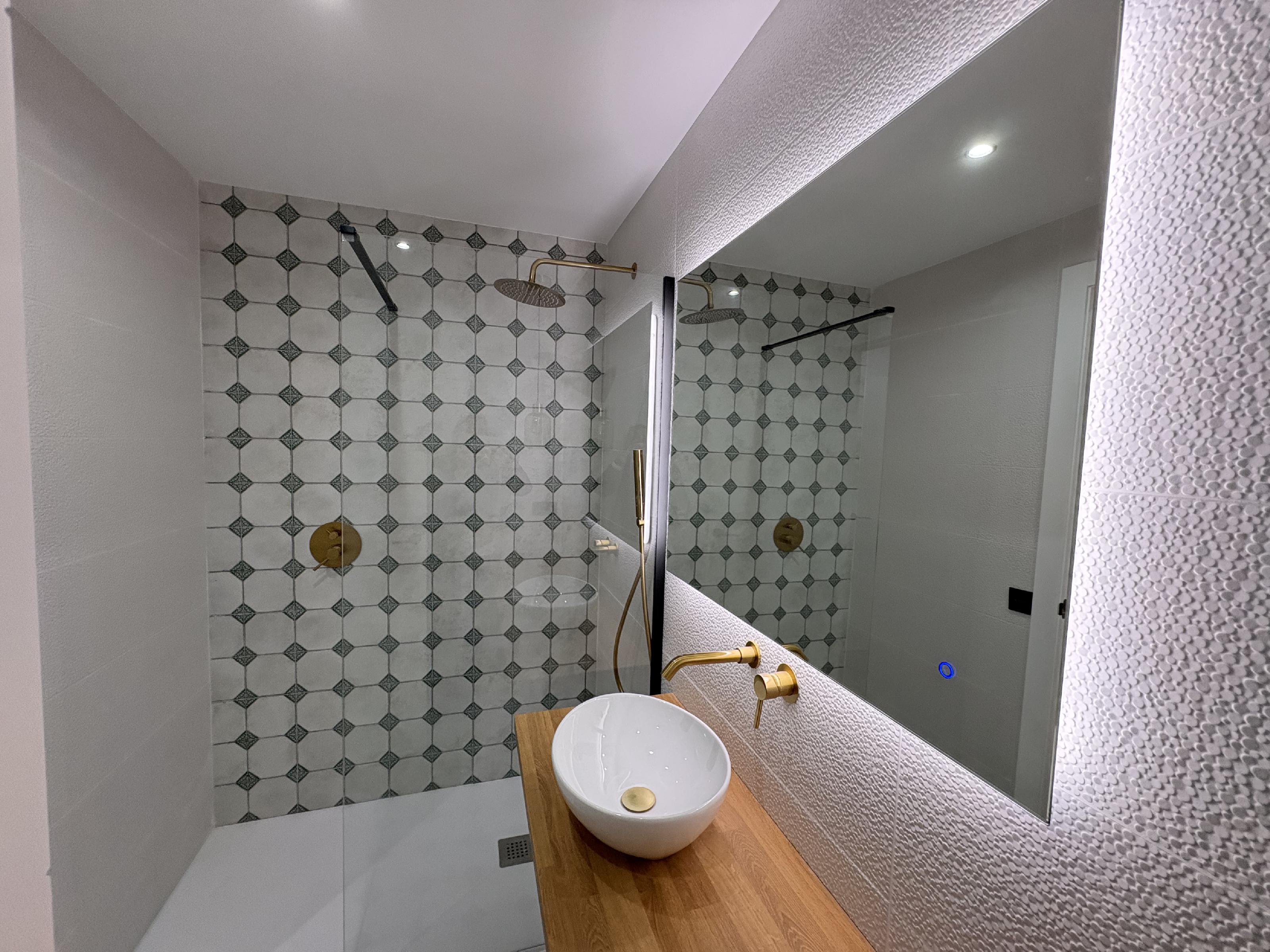 Imagen 16 Planta Baja en venta en Sabadell / Junto a C/ Salut