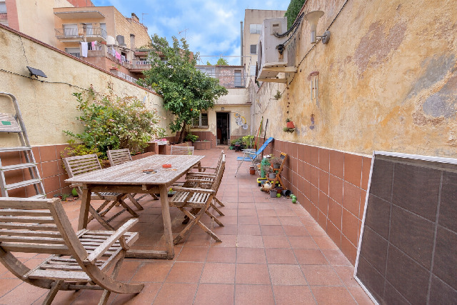 Imagen 34 Inmueble 297144 - Casa Adosada en venta en Sabadell / Zona centro junto todos lo servicios y transporte.