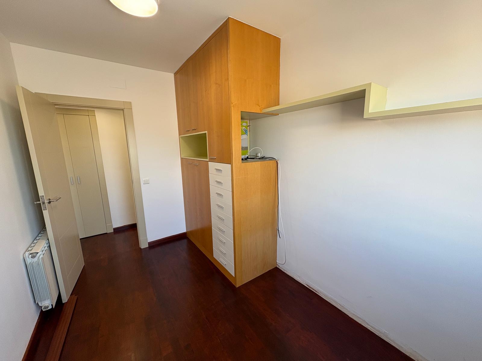 Imagen 19 Piso en alquiler en Sabadell / Junto a la Rda Ponent a 5 minutos de los Fgc de Gracia Imagen 19 Piso en alquiler en Sabadell / Junto a la Rda Ponent a 5 minutos de los Fgc de Gracia