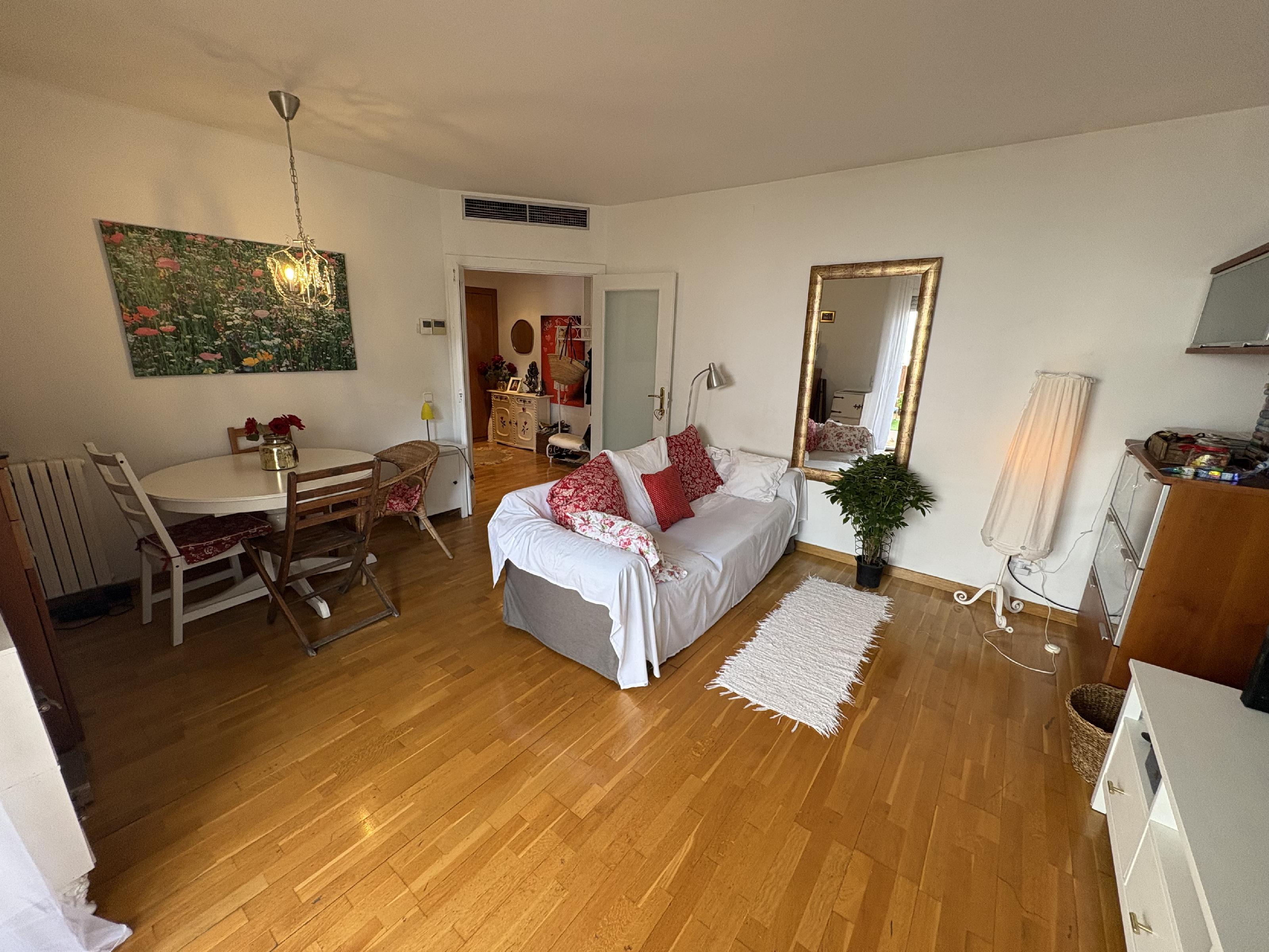 Imagen 7 Piso en venta en Sabadell / Al lado de la estación de autobuses.