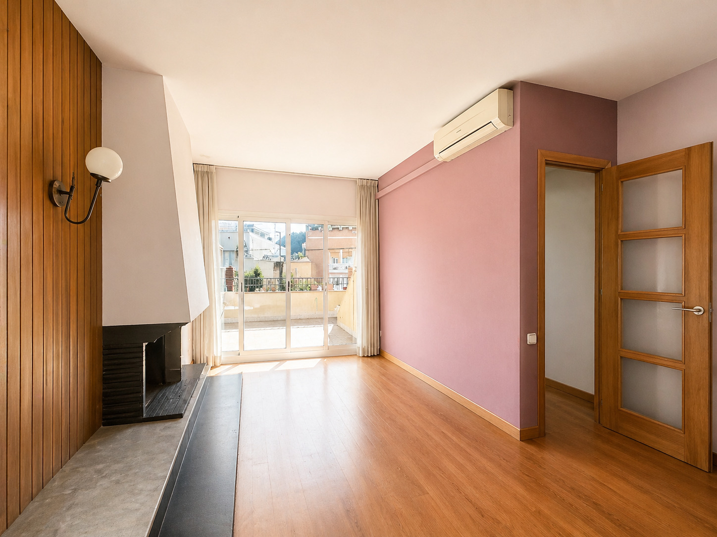 Imagen 3 Casa en venta en Sabadell / Junto Pl. Marcet y muy cerca de Hospital Taulí