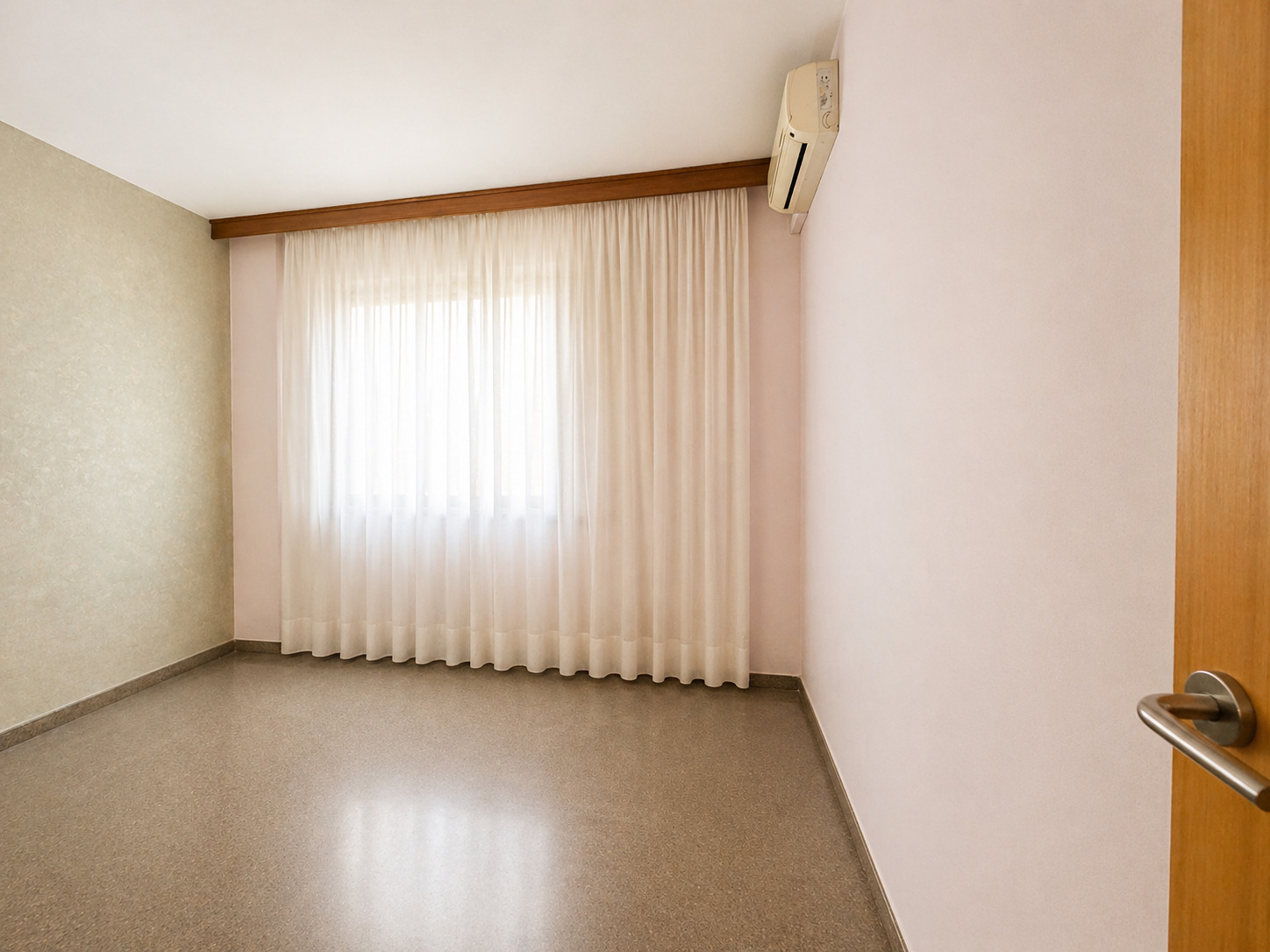 Imagen 13 Casa en venta en Sabadell / Junto Pl. Marcet y muy cerca de Hospital Taulí