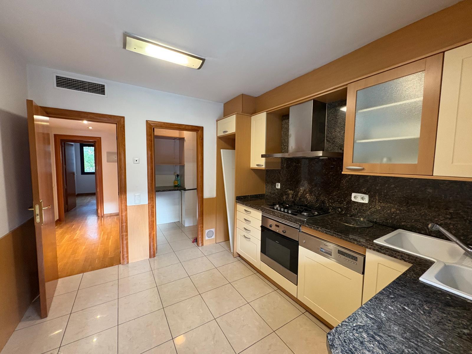 Imagen 2 Piso en venta en Sabadell / Espectacular piso de 3 habitaciones a un paso de Rambla