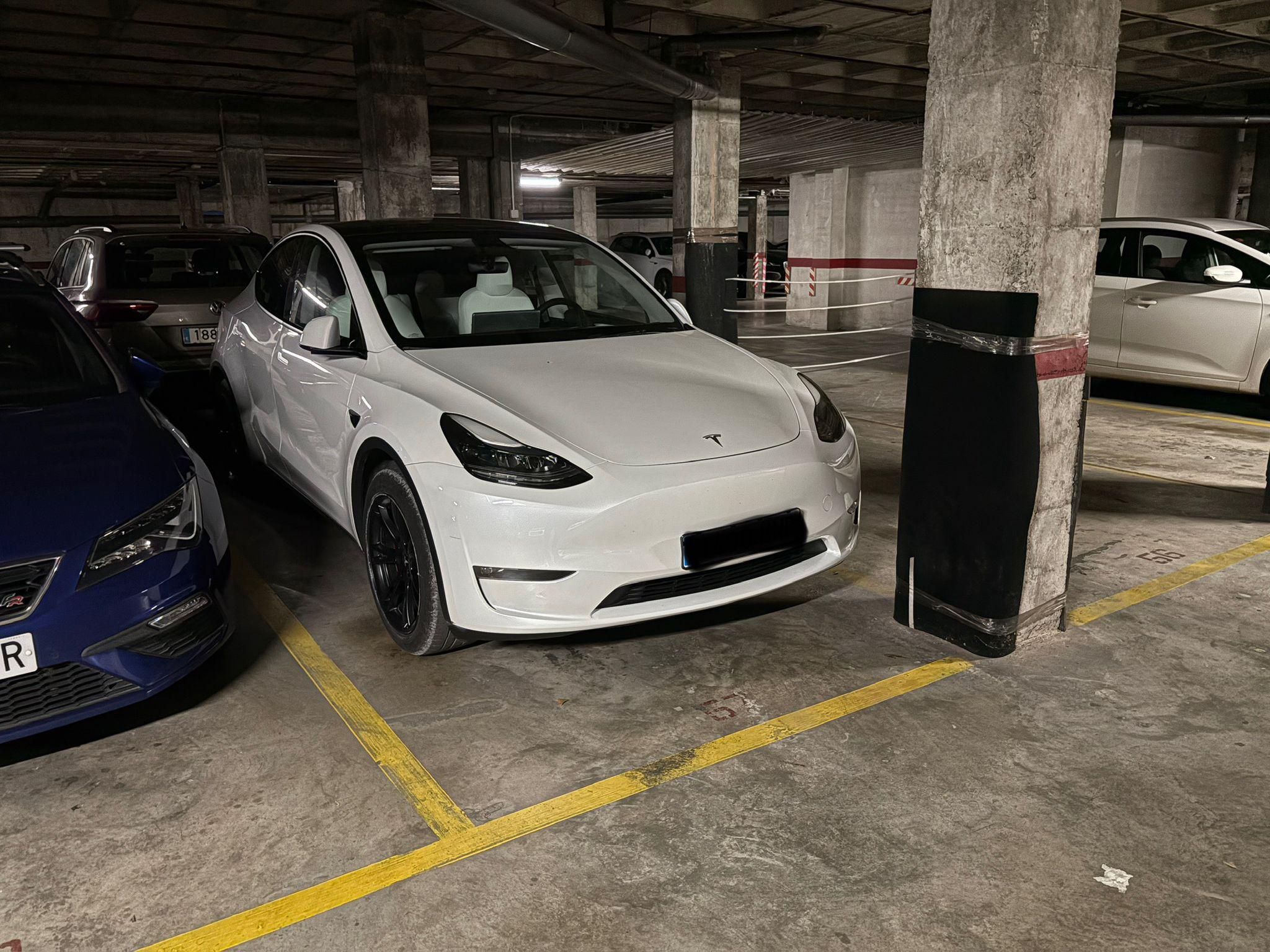 Imagen 5 Parking Coche en venta en Sabadell / Junto a Parc del Nord