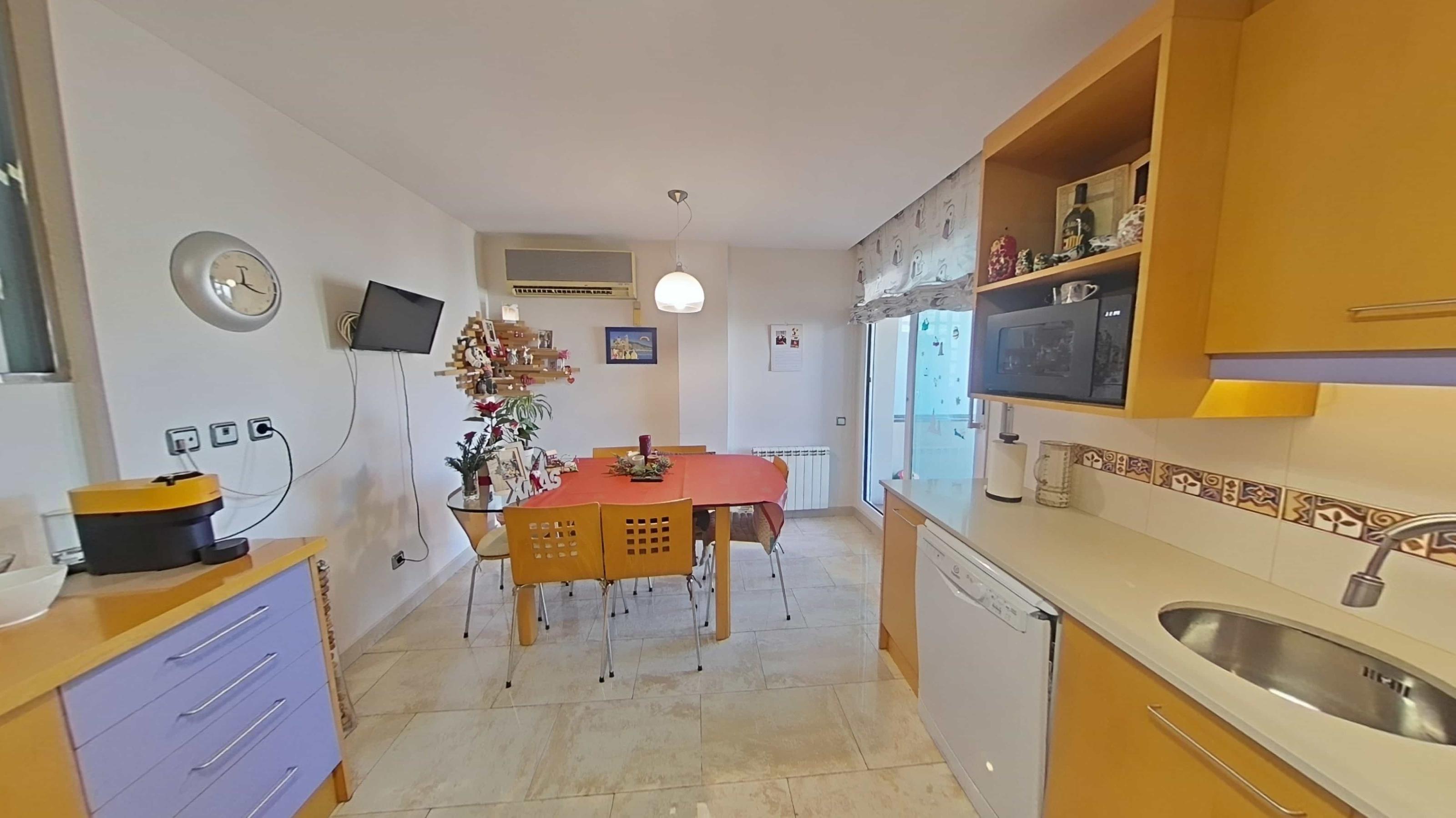 Imagen 30 Piso en venta en Sabadell / Al lado de la plaza del gas 