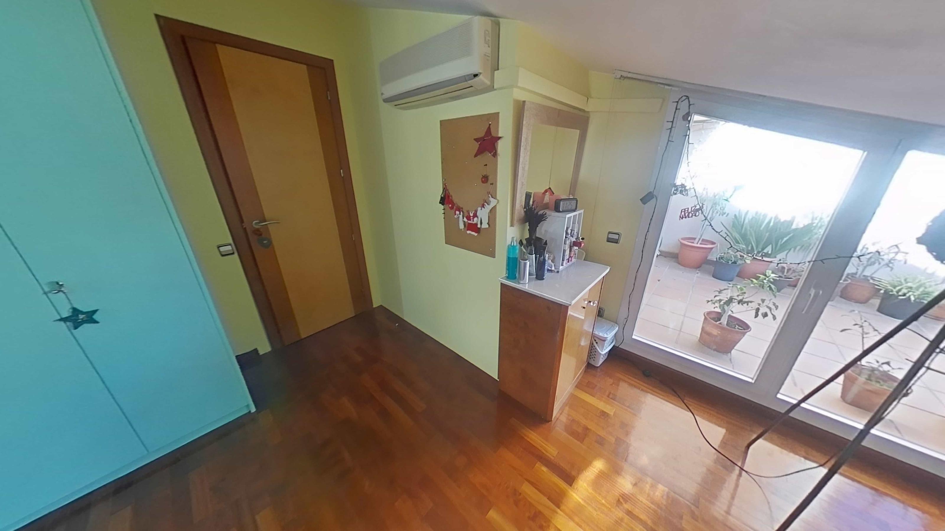 Imagen 46 Piso en venta en Sabadell / Al lado de la plaza del gas 