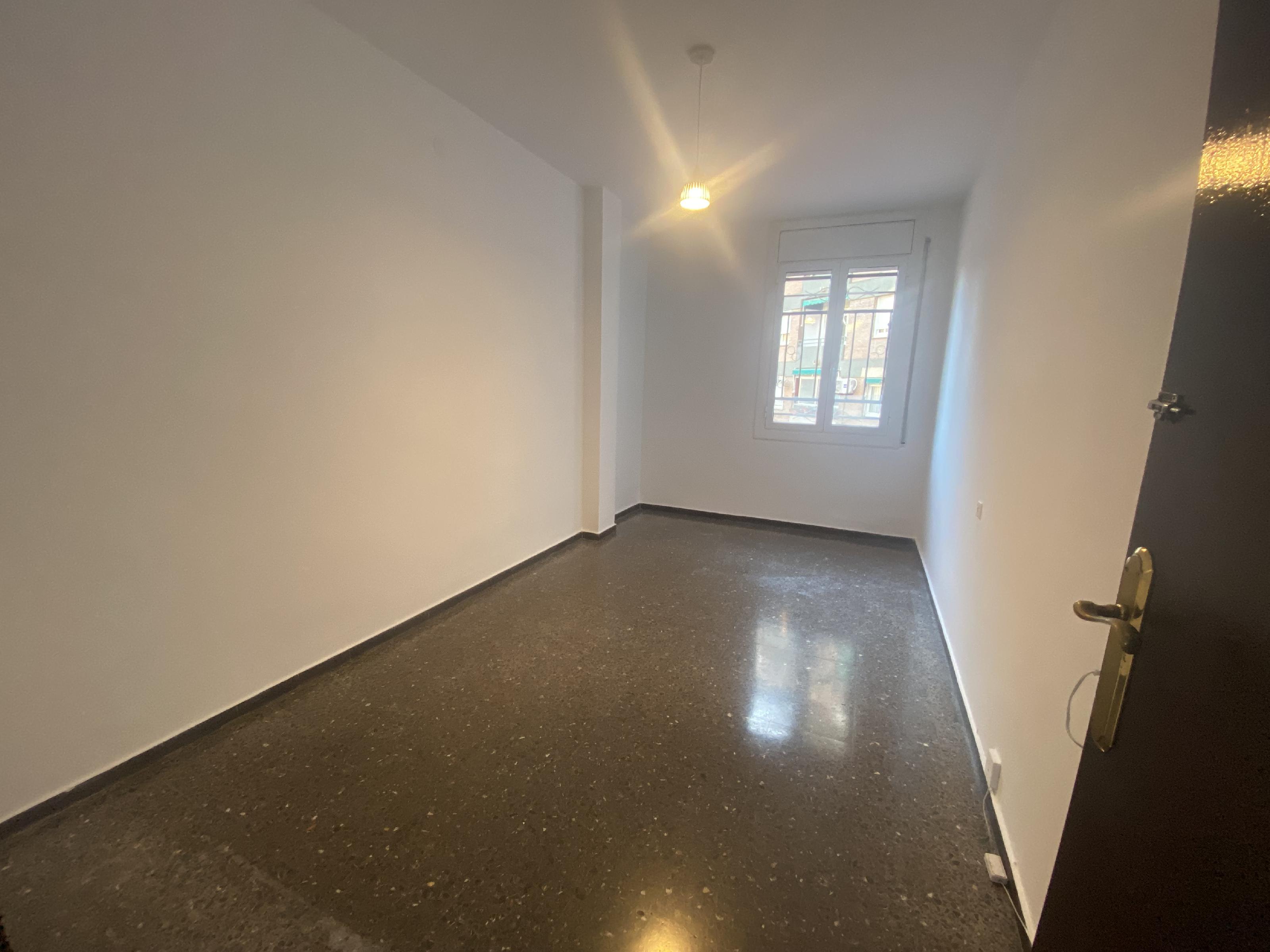 Imagen 4 Piso en venta en Sabadell / Junto al Corte Inglés