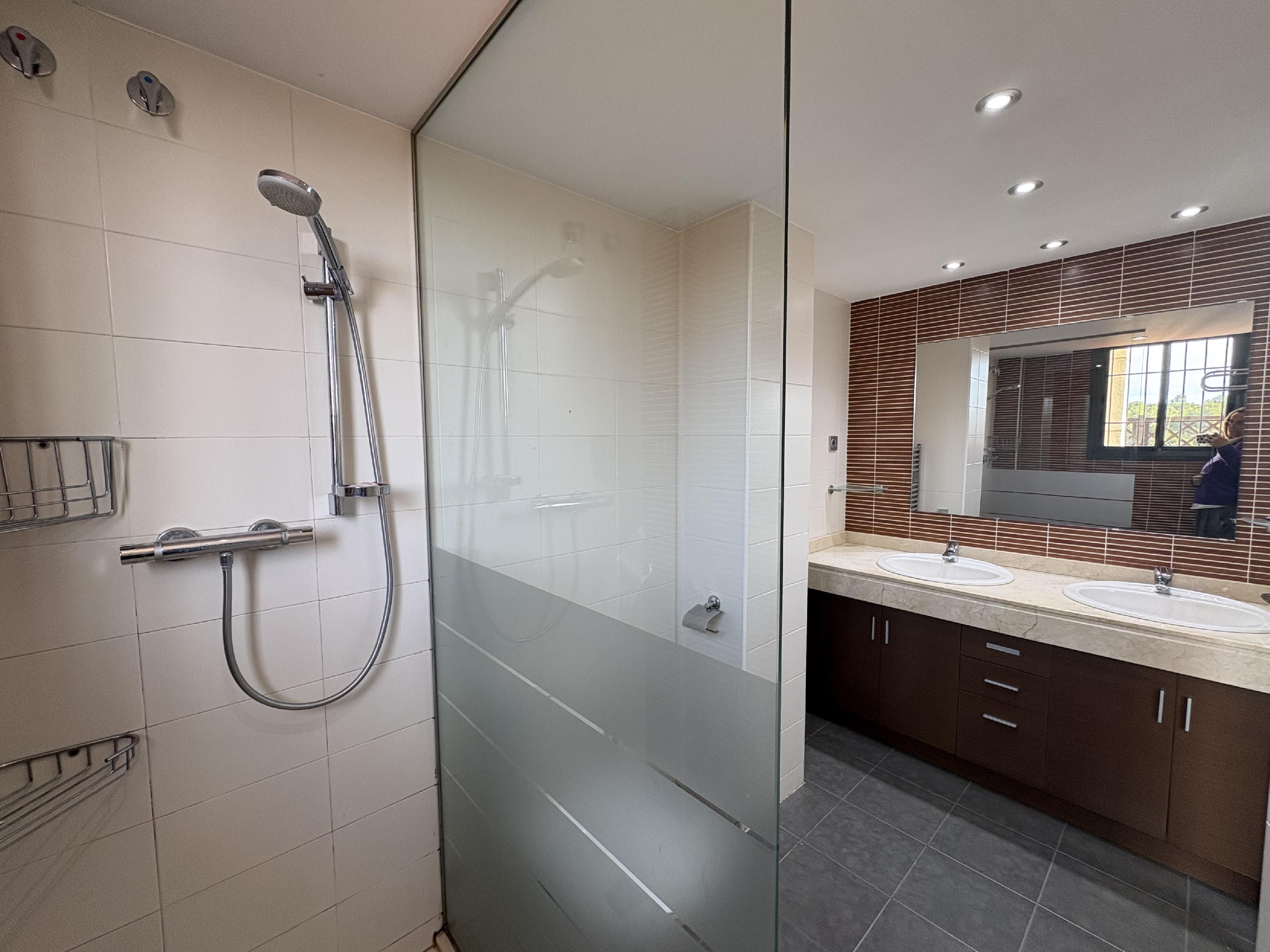 Imagen 39 Ático en venta en Sabadell / Zona Castellarnau