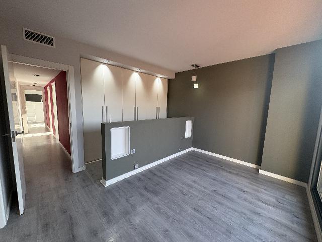 Imagen 10 Inmueble 299584 - Ático en venta en Sabadell / Zona Castellarnau