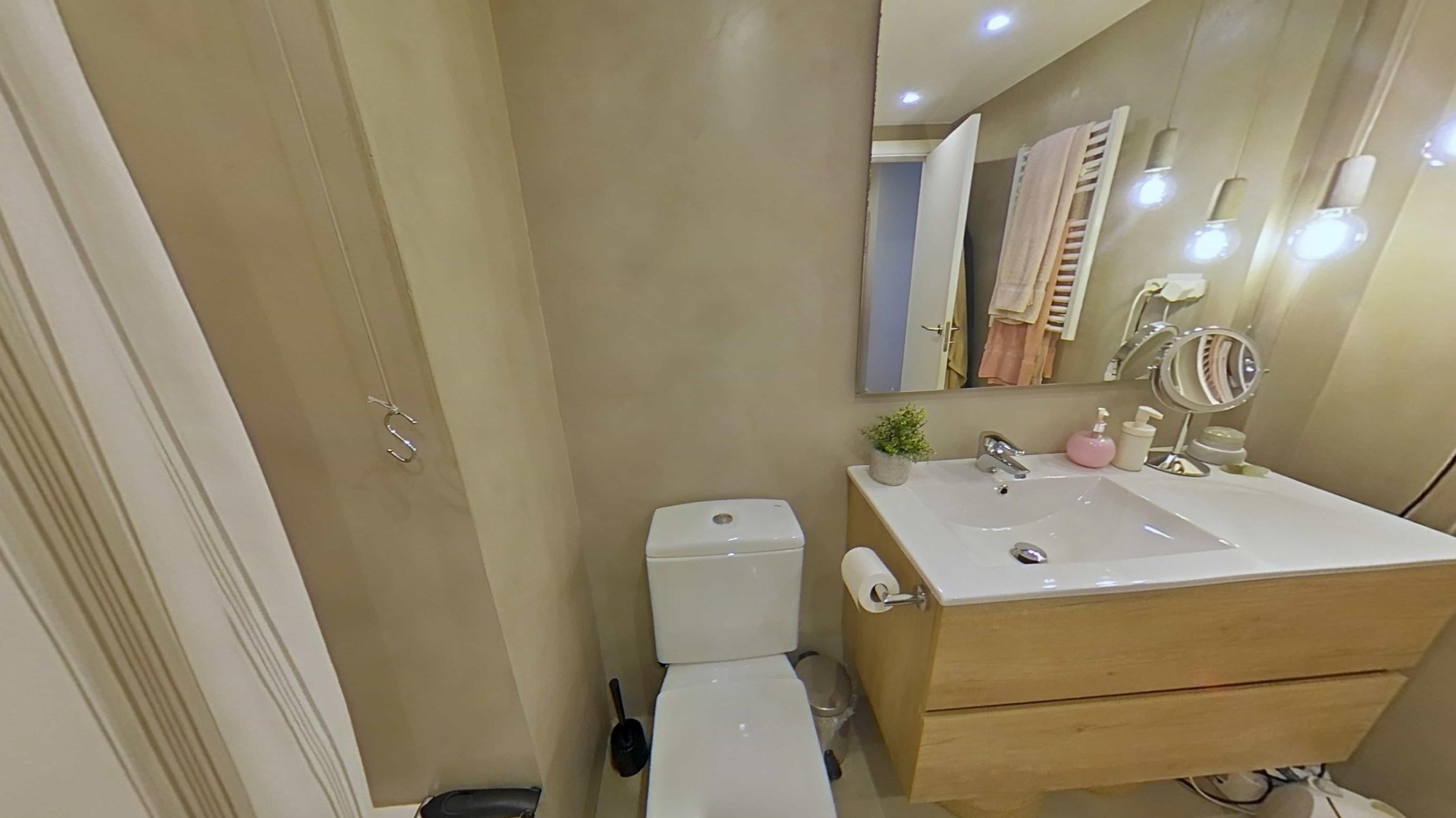 Imagen 21 Piso en venta en Sant Quirze Del Vallès / 