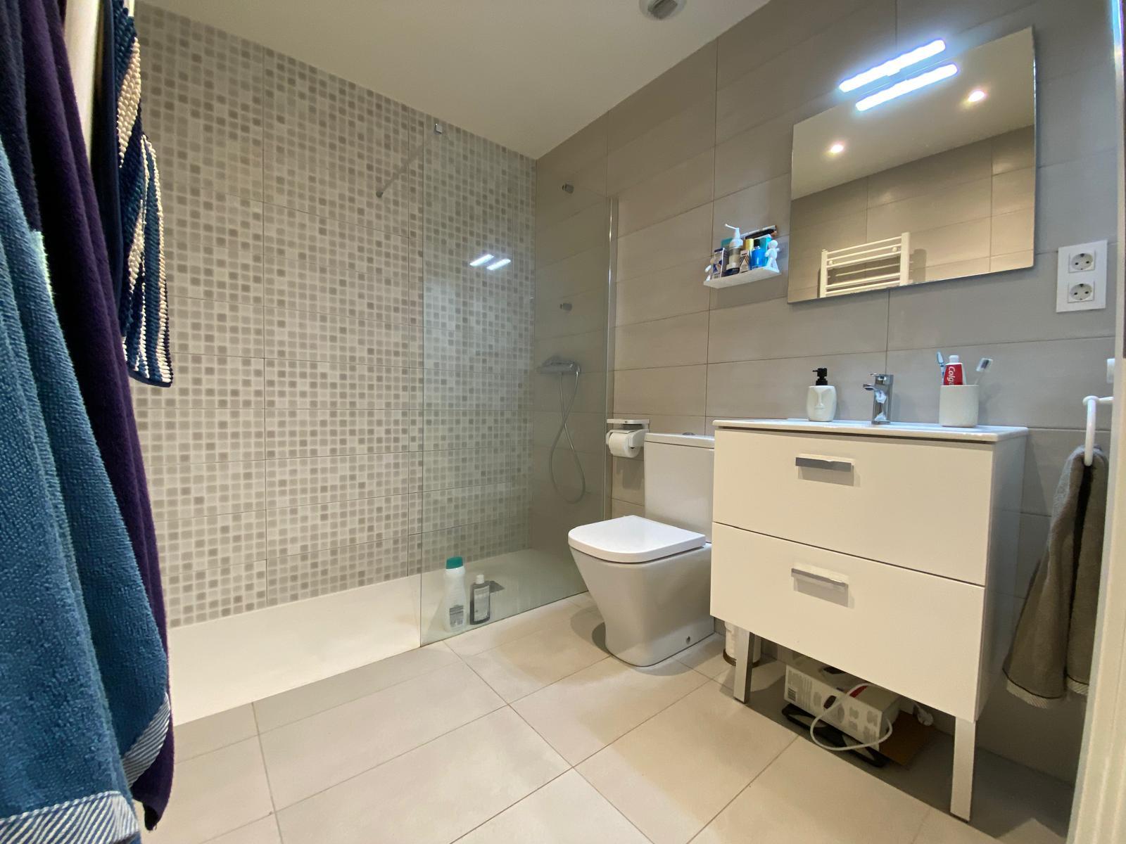 Imagen 13 Piso en venta en Barberà Del Vallès / A 4 minutos del ajuntamiento de Barbera del Valles 