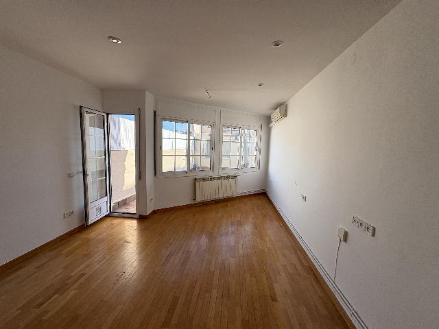 Imagen 2 Inmueble 299830 - Piso en alquiler en Sabadell / Junto a Plaza del Gas