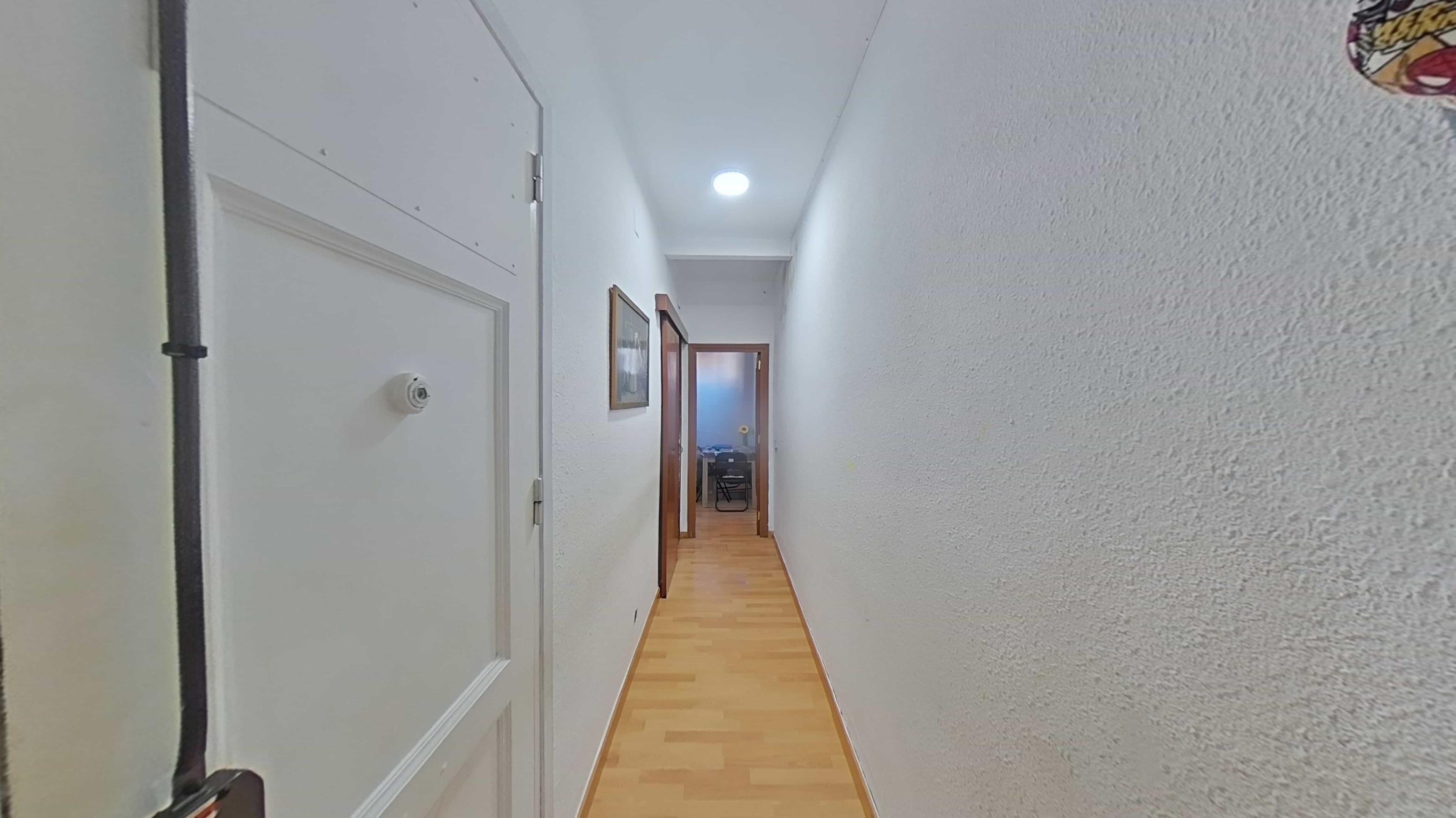 Imagen 7 Piso en venta en Sabadell / Al lado del colegio Ribatallada
