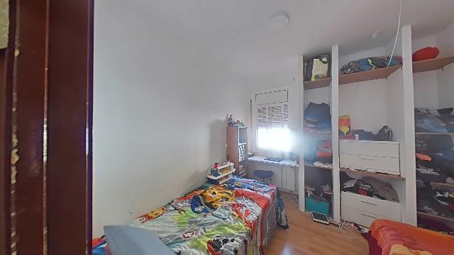 Imagen 5 Inmueble 299932 - Piso en venta en Sabadell / Al lado del colegio Ribatallada