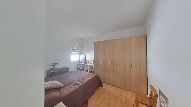 Imagen 1 Inmueble 299932 - Piso en venta en Sabadell / Al lado del colegio Ribatallada