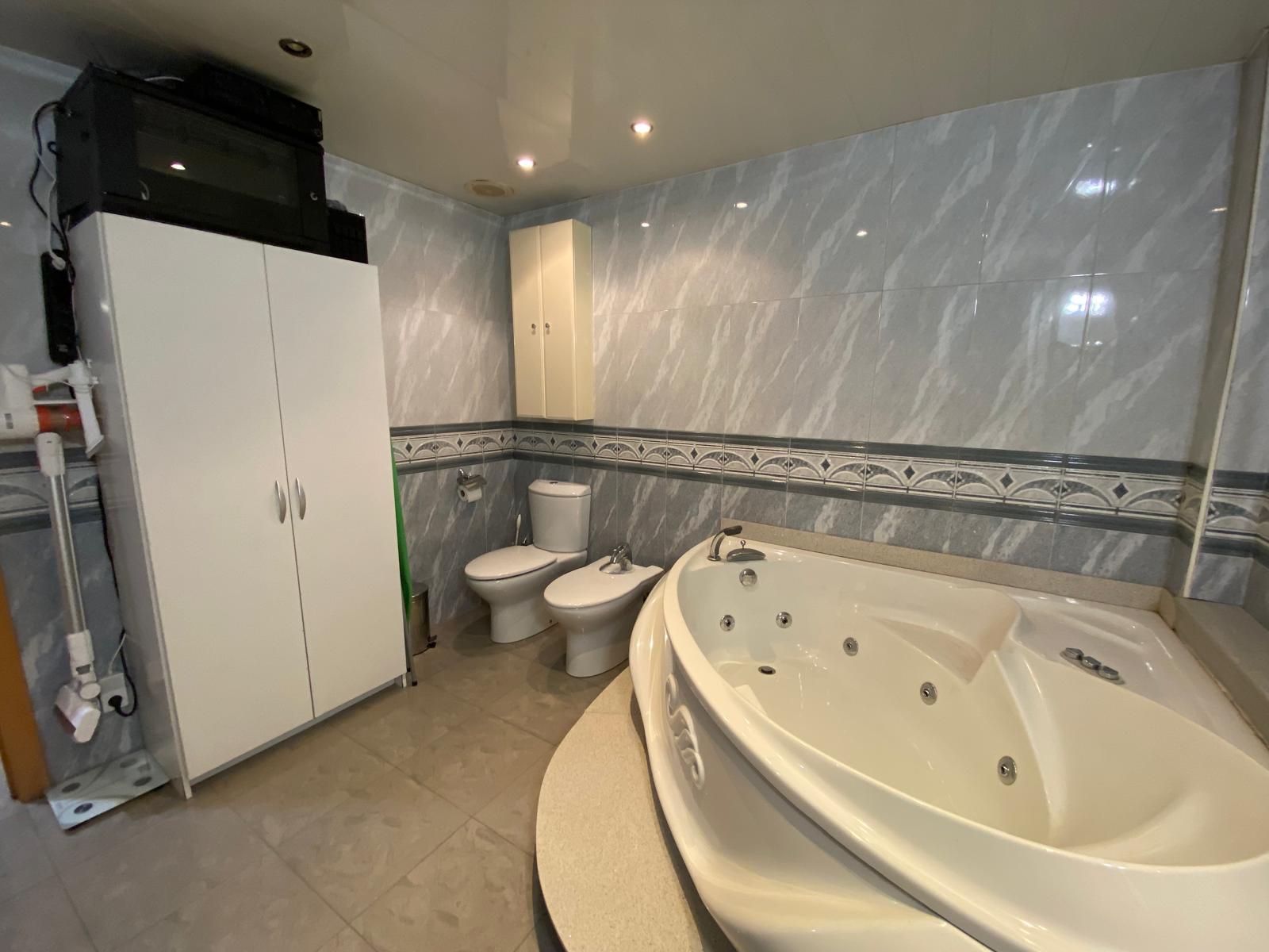 Imagen 9 Piso en venta en Barberà Del Vallès / A  3 minutos del ajuntamiento de barbera del valles 