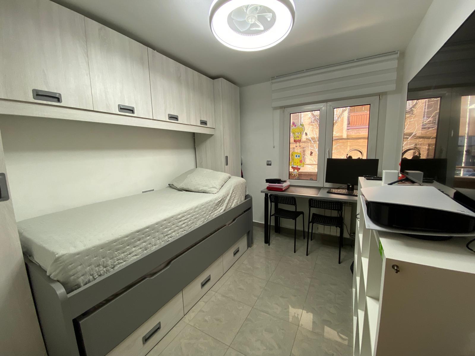 Imagen 13 Piso en venta en Barberà Del Vallès / A  3 minutos del ajuntamiento de barbera del valles 