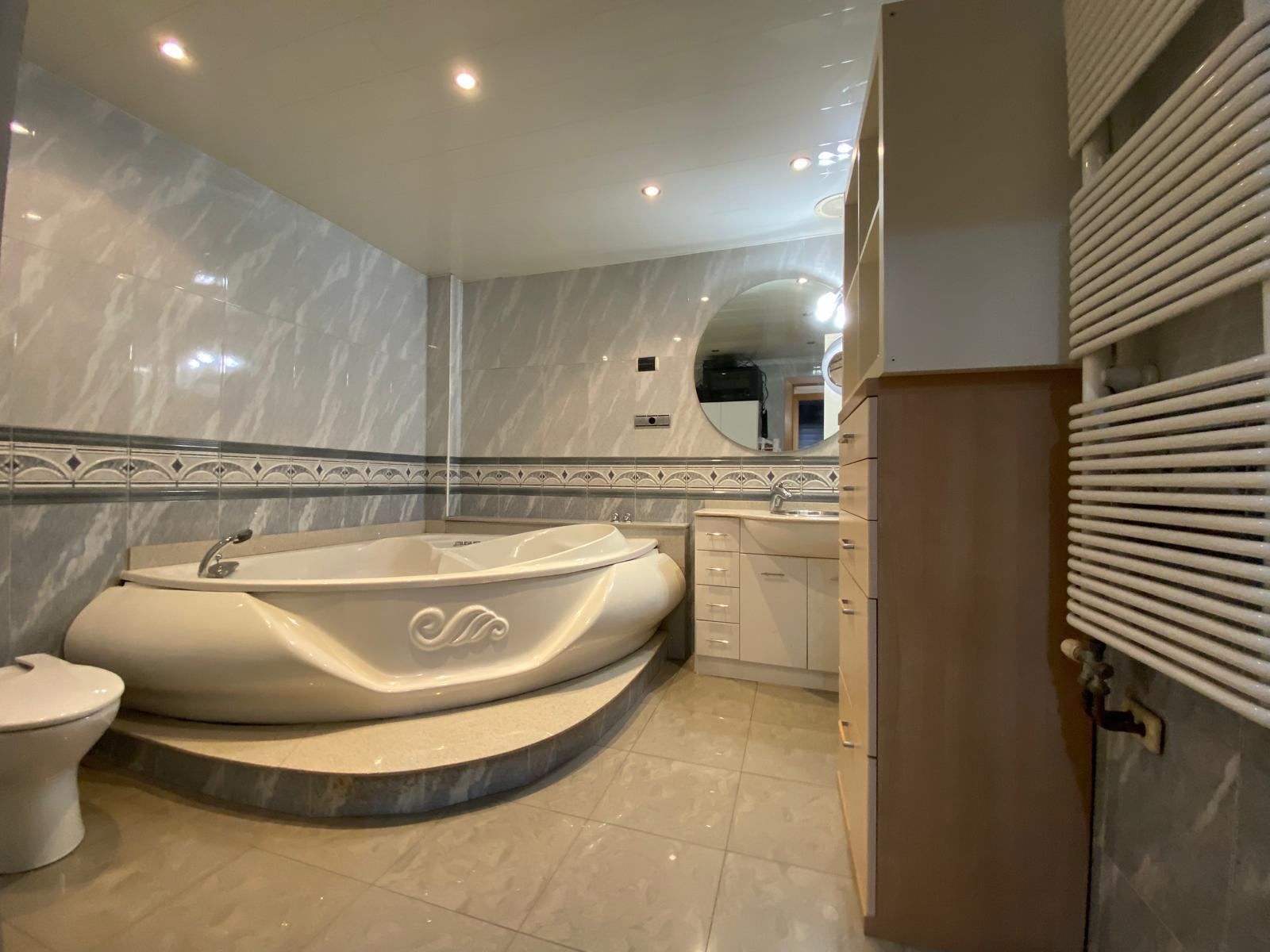 Imagen 16 Piso en venta en Barberà Del Vallès / A  3 minutos del ajuntamiento de barbera del valles 