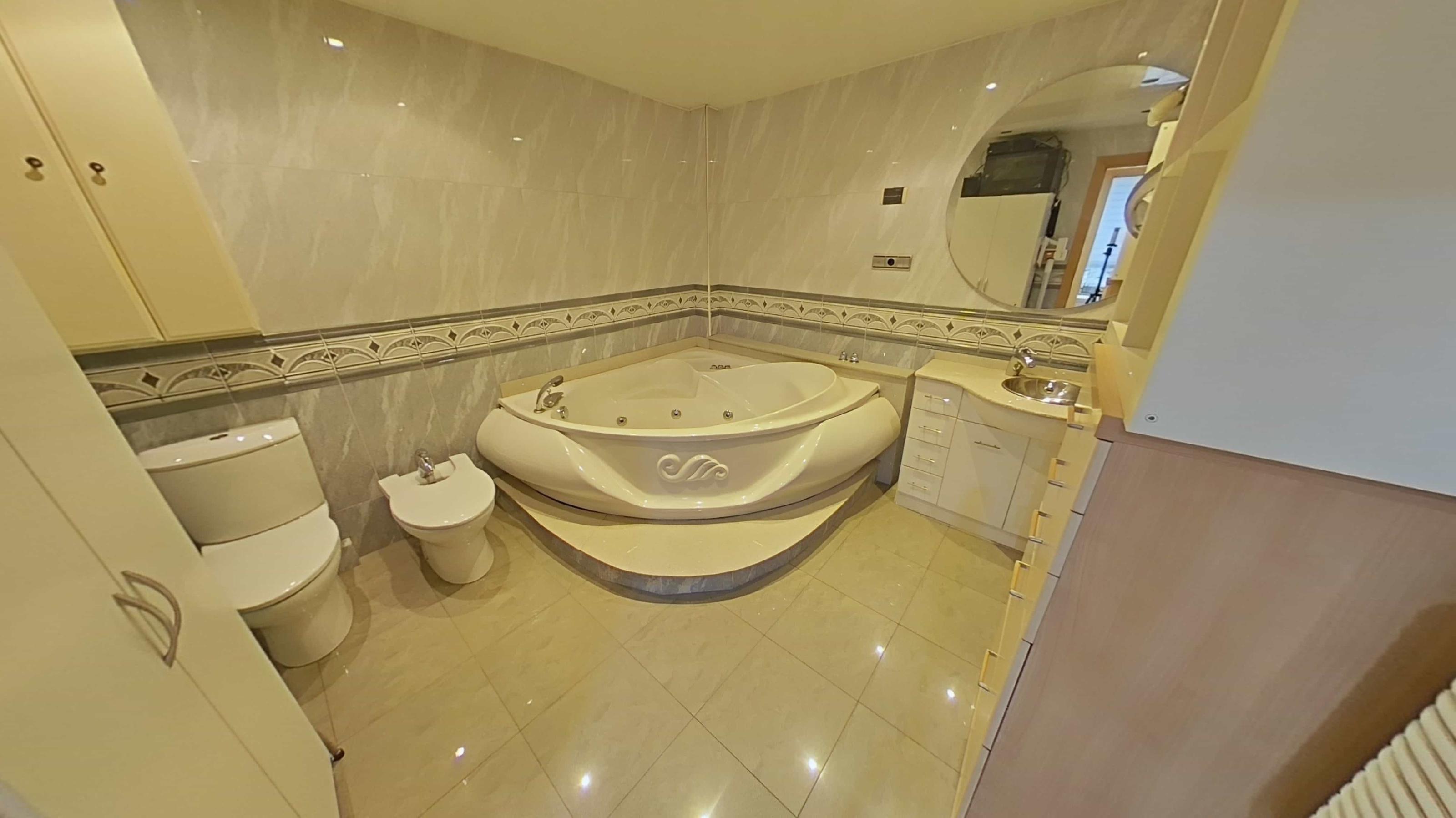 Imagen 37 Piso en venta en Barberà Del Vallès / A  3 minutos del ajuntamiento de barbera del valles 