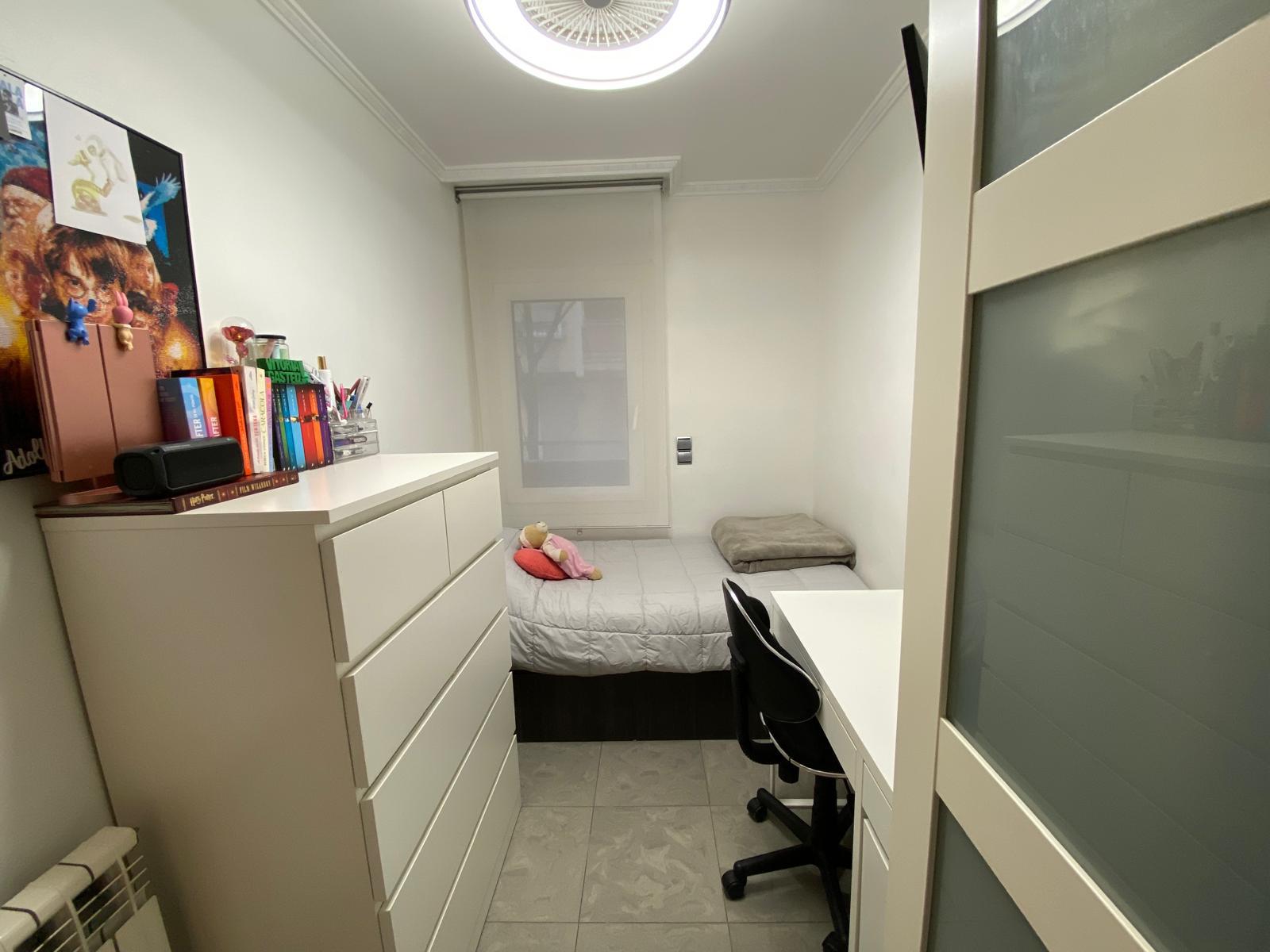 Imagen 17 Piso en venta en Barberà Del Vallès / A  3 minutos del ajuntamiento de barbera del valles 