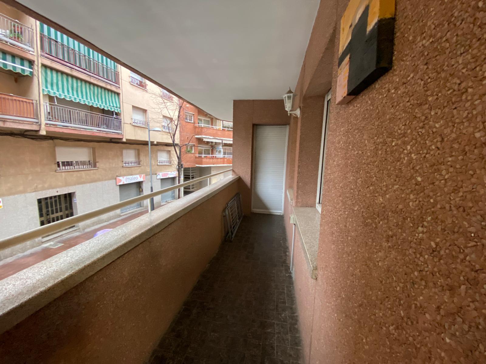 Imagen 6 Piso en venta en Barberà Del Vallès / A  3 minutos del ajuntamiento de barbera del valles 
