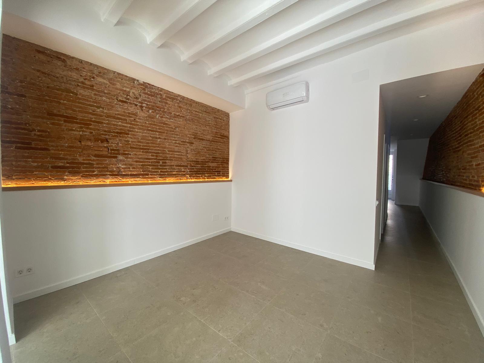 Imagen 2 Planta Baja en venta en Sabadell / Al lado del colegio Escola Pia 