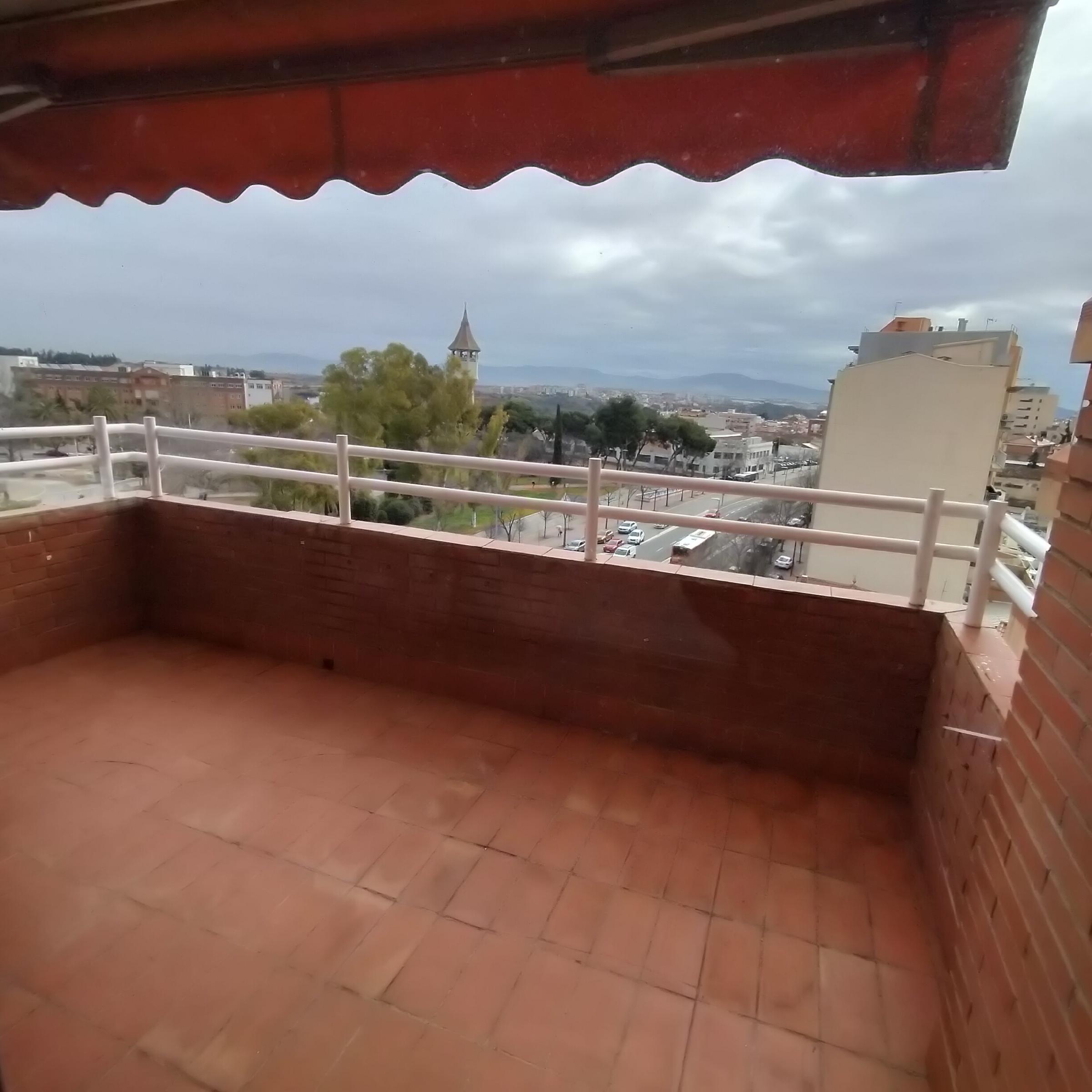 Imagen 1 Piso en venta en Sabadell / Junto a Parc Tauli