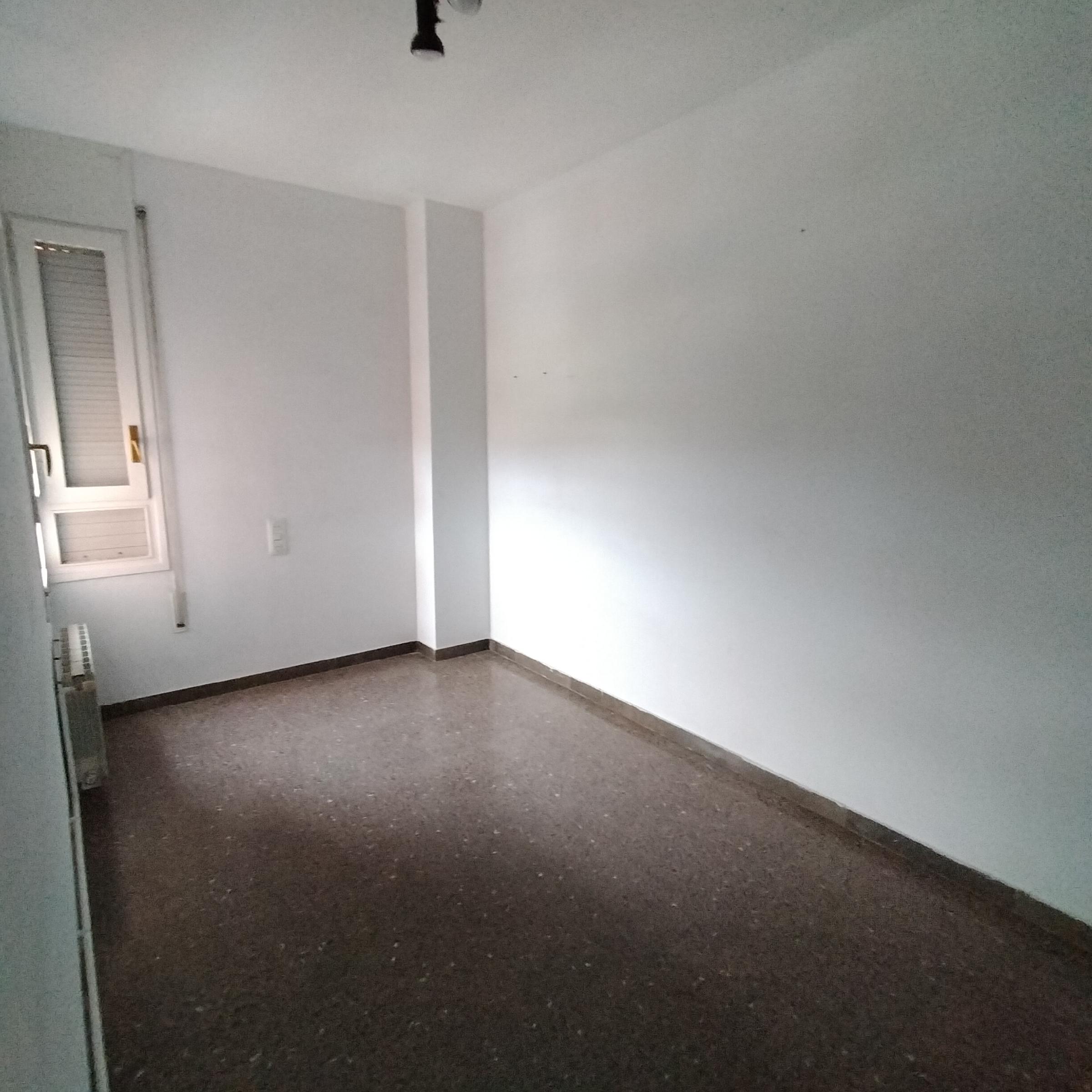 Imagen 2 Piso en venta en Sabadell / Junto a Parc Tauli