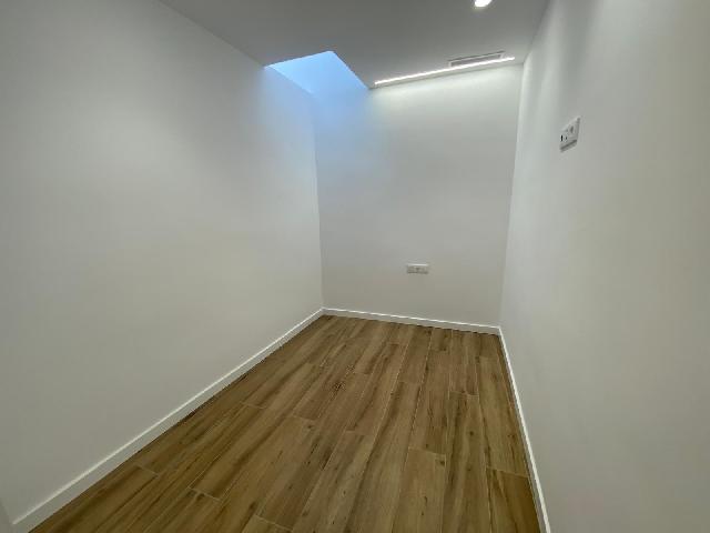 Imagen 10 Inmueble 300626 - Piso en venta en Sabadell / Poblenou junto al centro Civic 