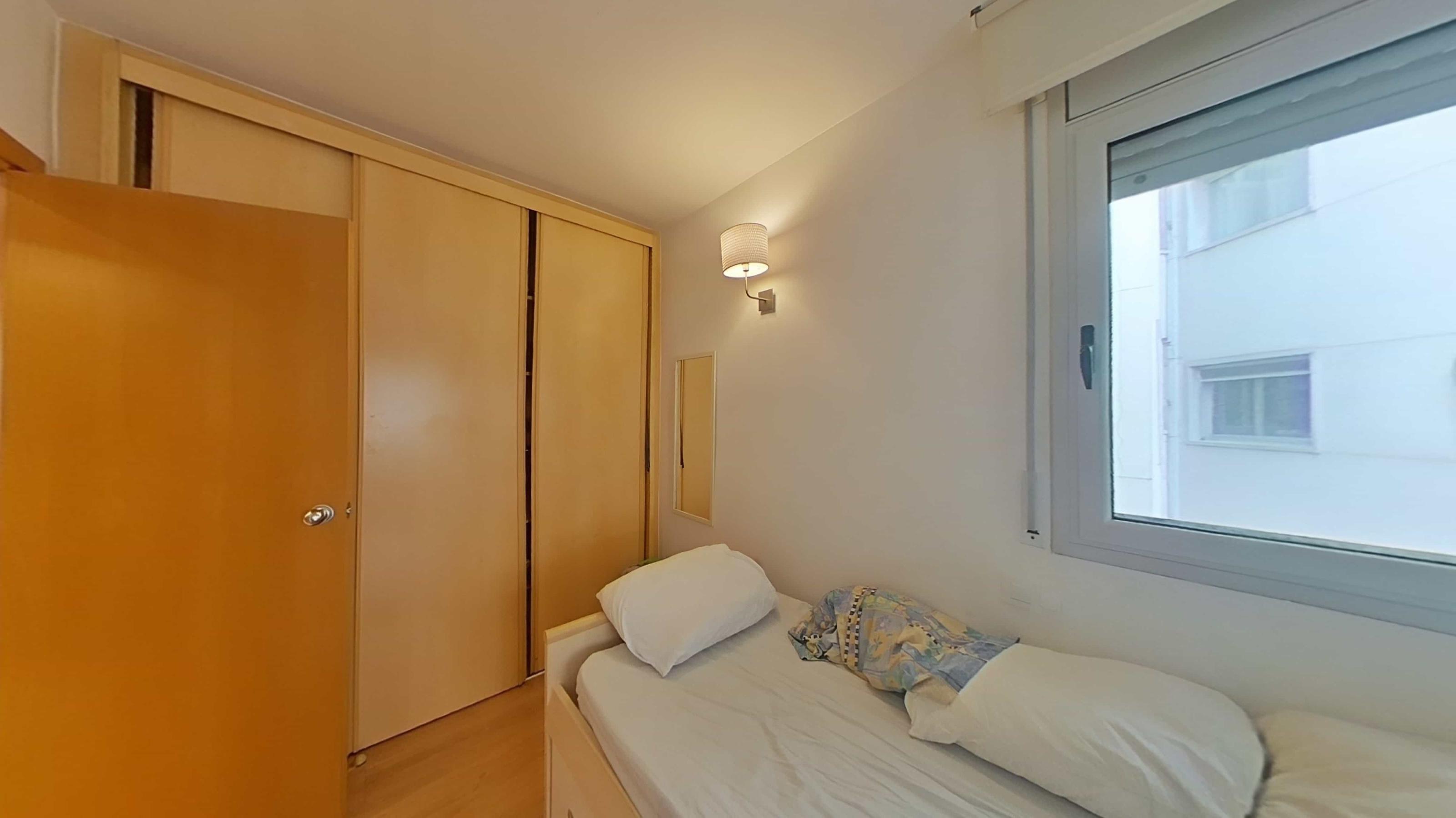 Imagen 17 Piso en venta en Cerdanyola Del Vallès / Al lado de Can Xarau