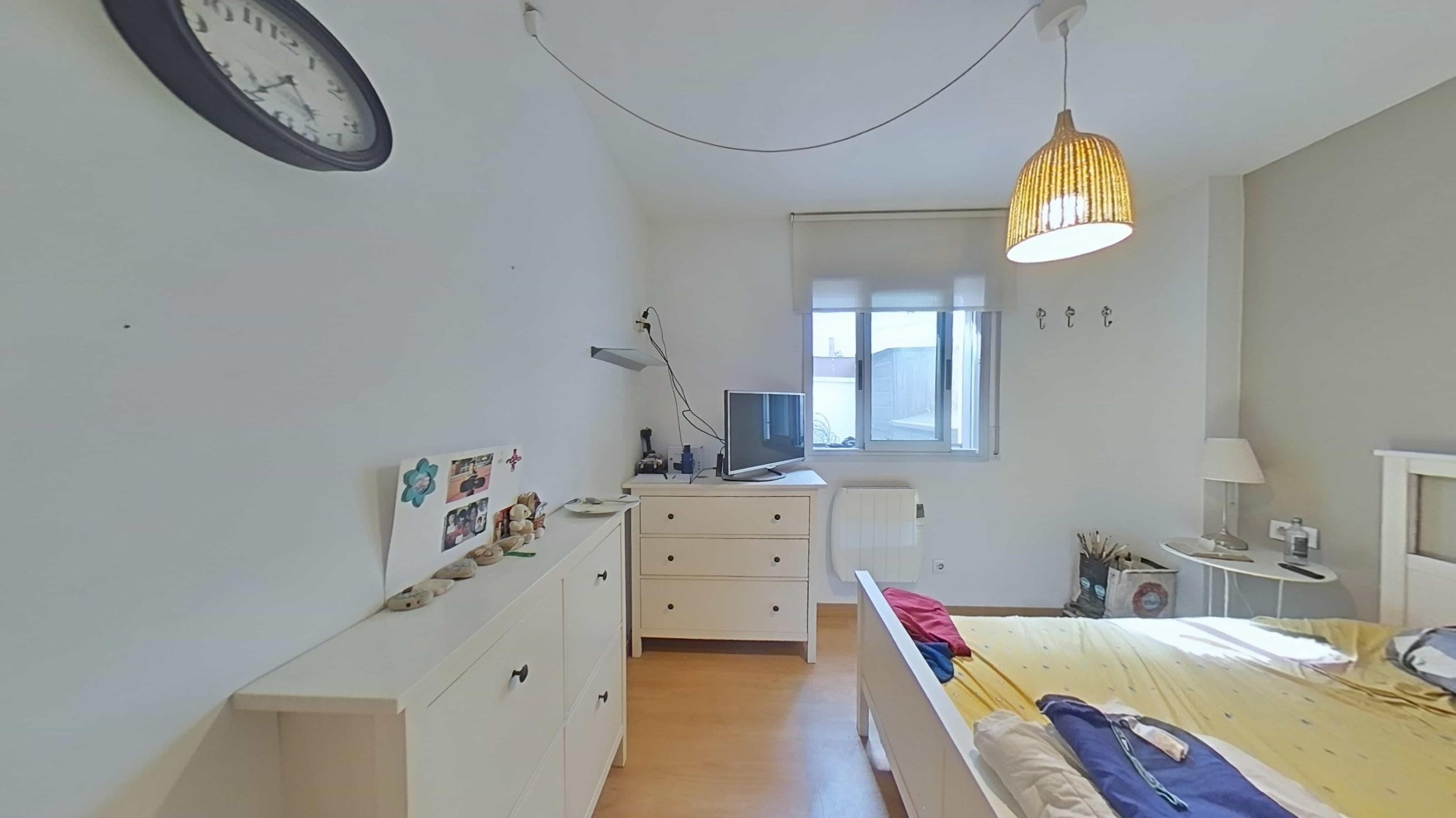 Imagen 14 Piso en venta en Cerdanyola Del Vallès / Al lado de Can Xarau