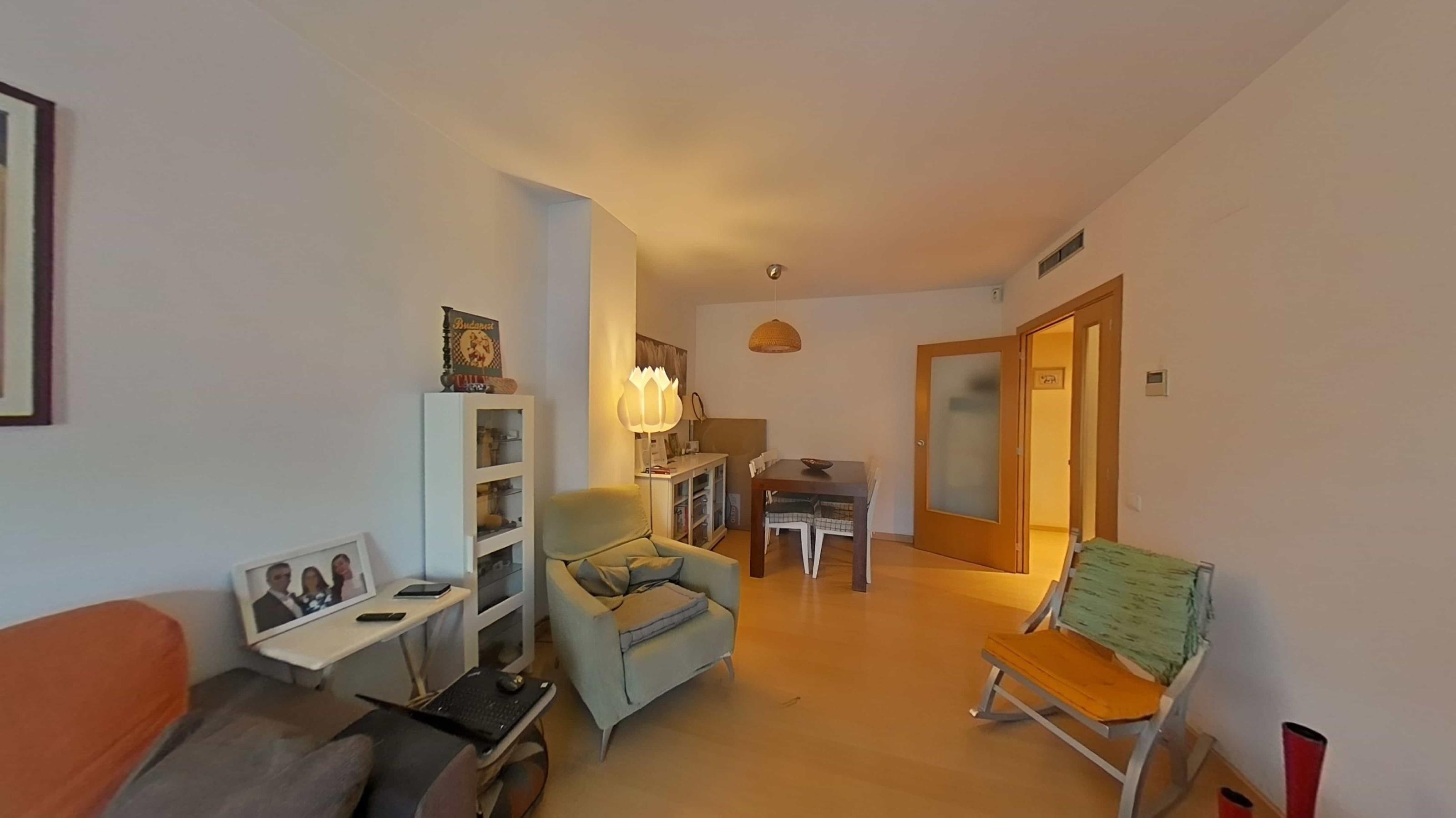 Imagen 2 Piso en venta en Cerdanyola Del Vallès / Al lado de Can Xarau