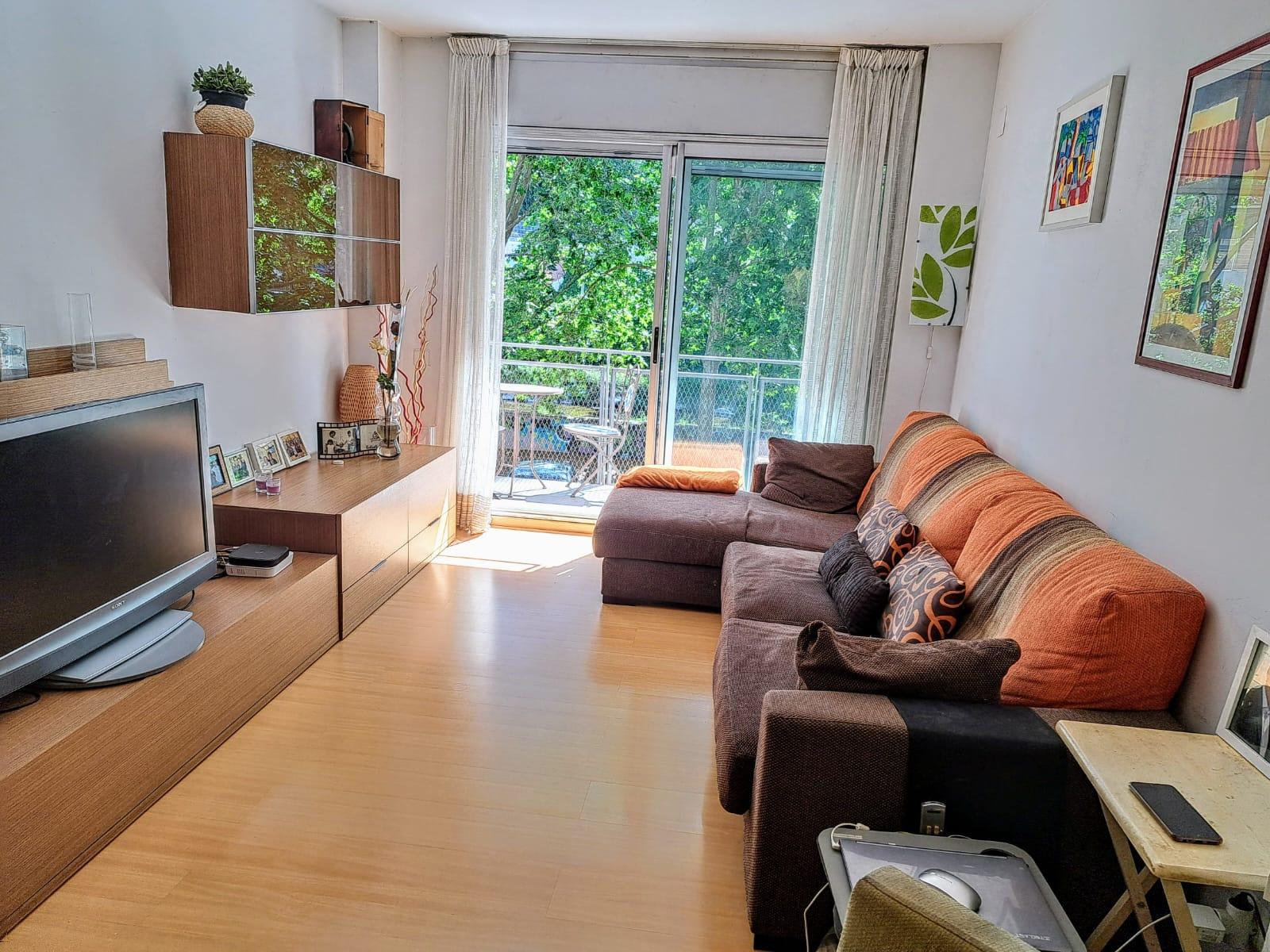 Imagen 3 Piso en venta en Cerdanyola Del Vallès / Al lado de Can Xarau