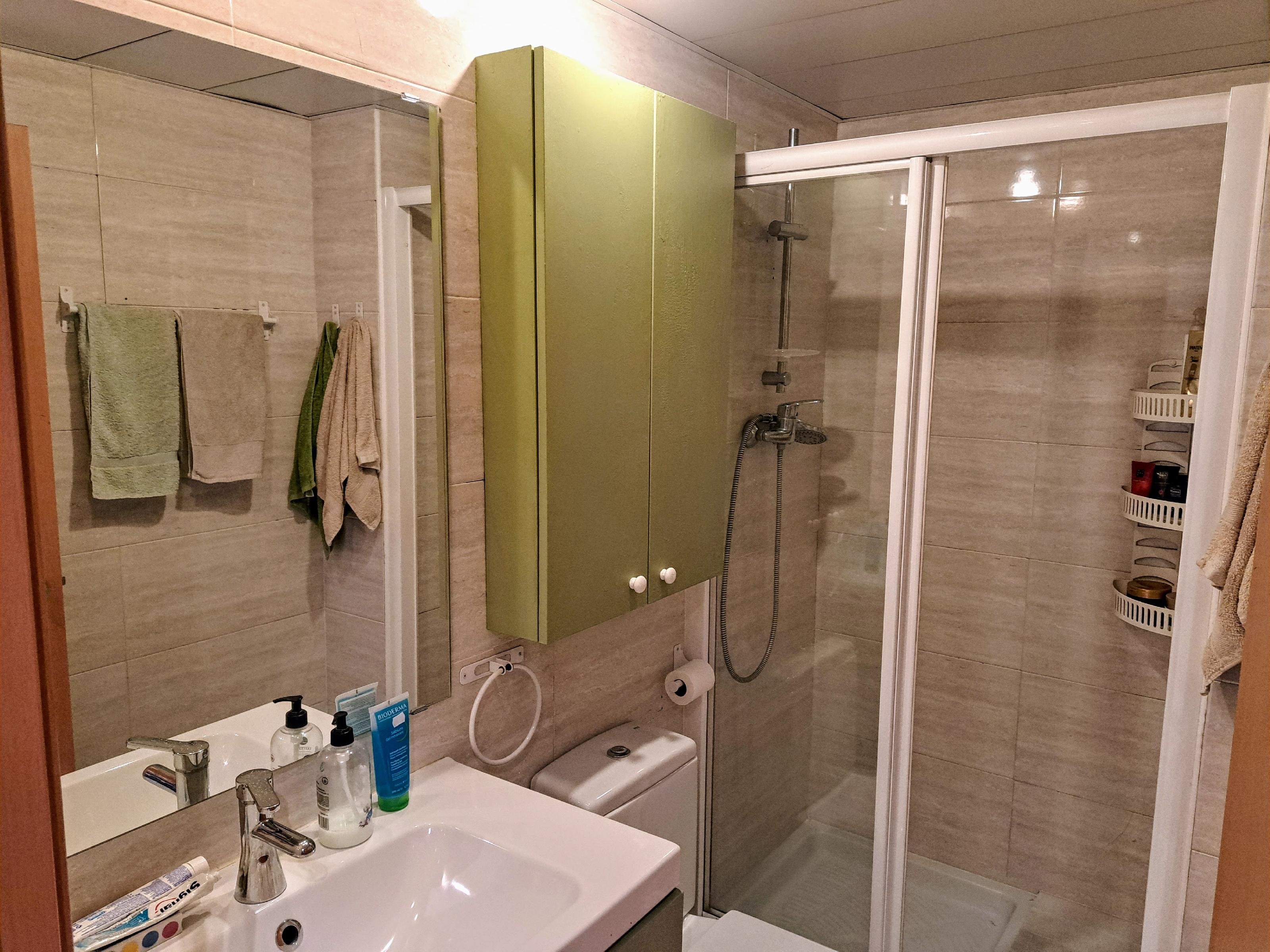 Imagen 25 Piso en venta en Cerdanyola Del Vallès / Al lado de Can Xarau