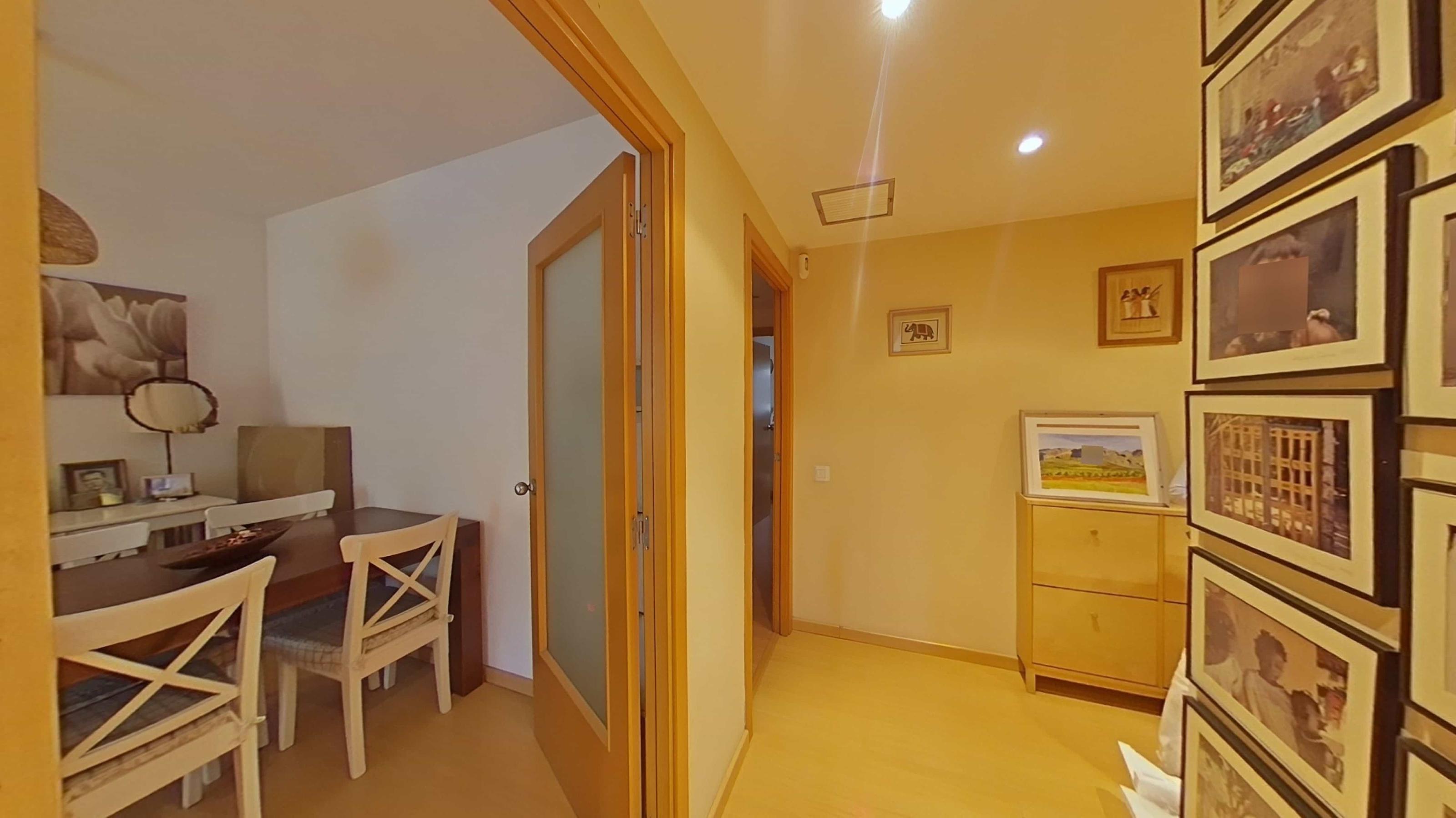 Imagen 7 Piso en venta en Cerdanyola Del Vallès / Al lado de Can Xarau